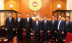 Chủ tịch Ủy ban Trung ương MTTQ Việt Nam Đỗ Văn Chiến tiếp Đại sứ Trung Quốc tại Việt Nam 